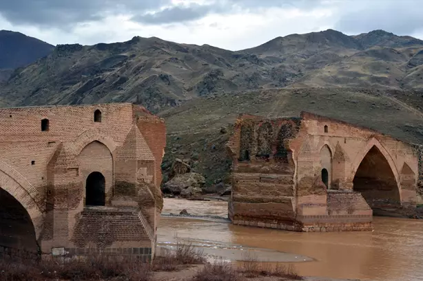 بلیط قطار میانه بلیط قطار میانه